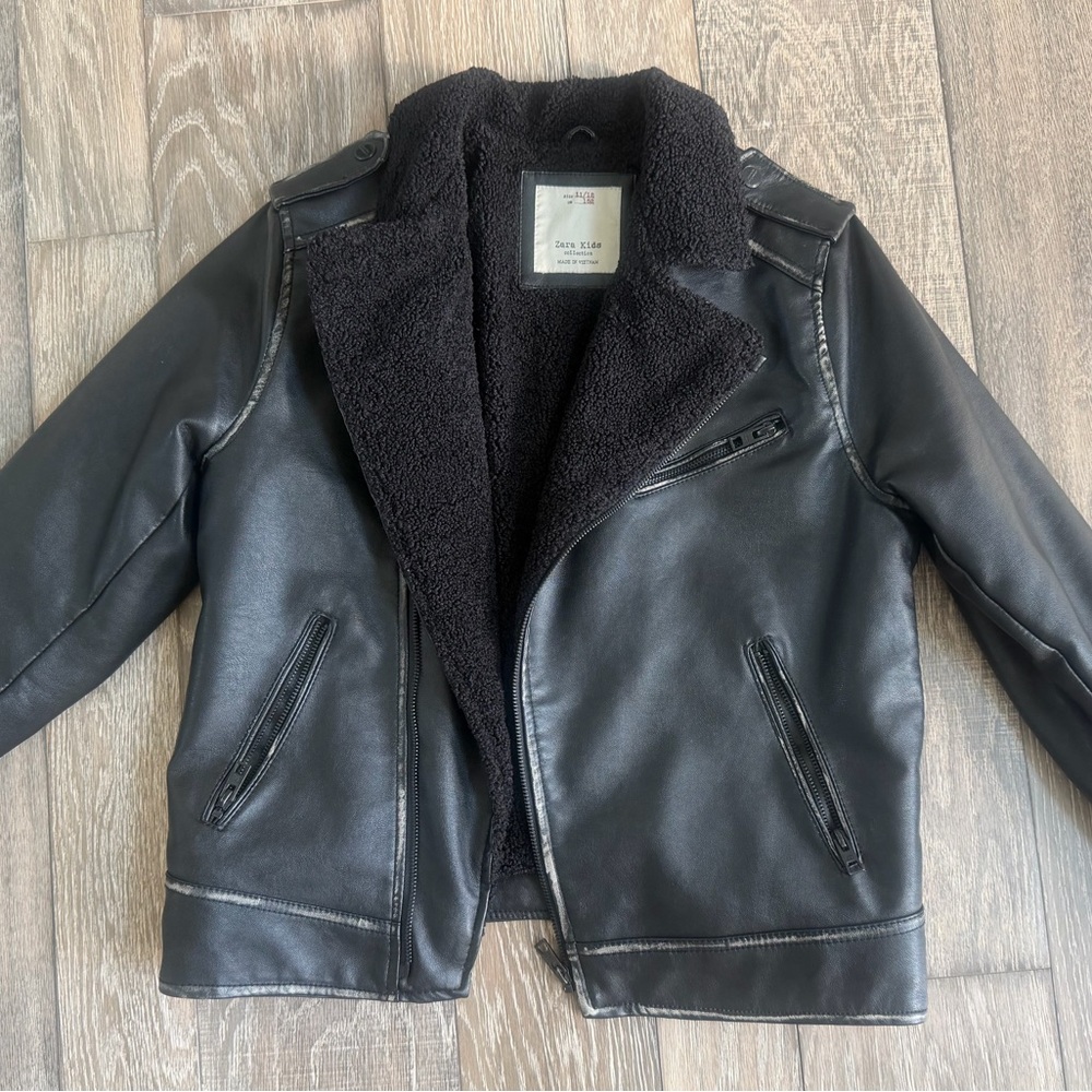 Zara Black Faux Leather Sherpa Lined Kids Jacket size 11/12